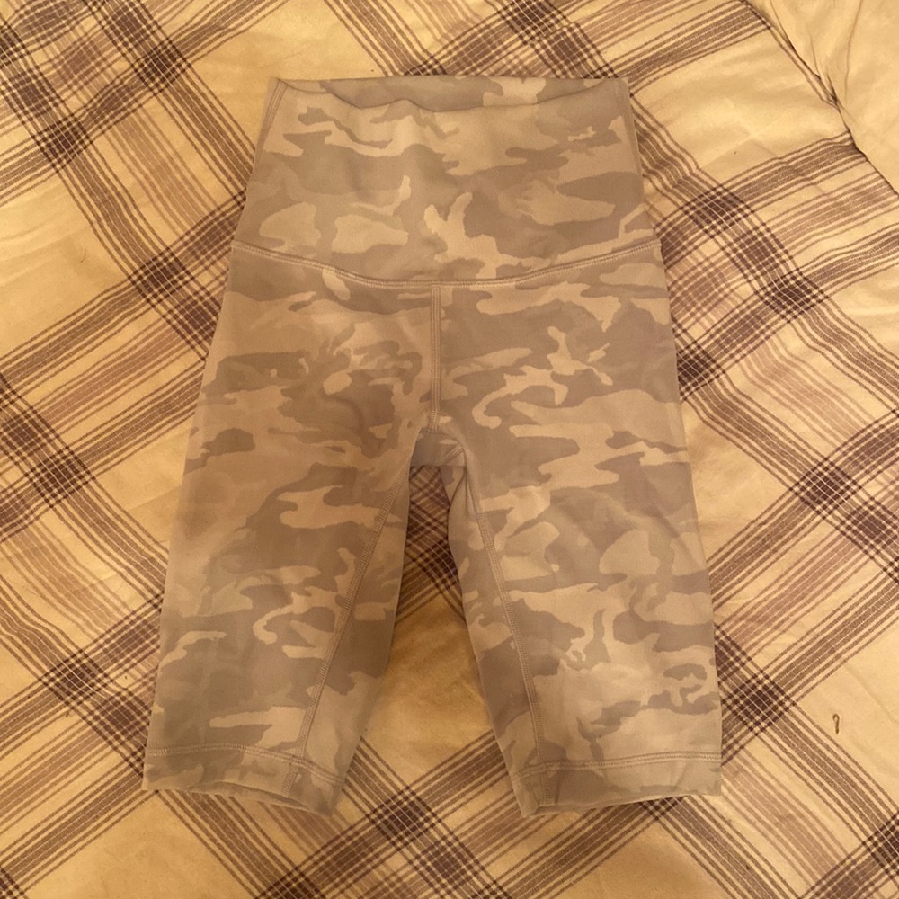 Lulu biker shorts